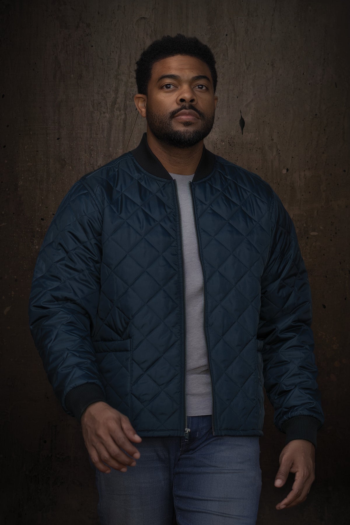 Quilted Freezer Jacket – Dark Navy (model)