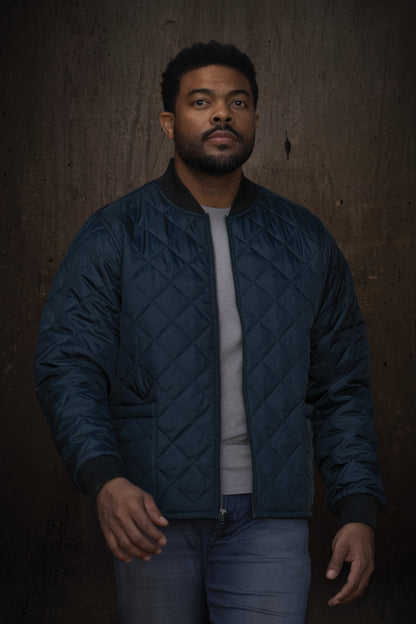 Quilted Freezer Jacket – Dark Navy (model)